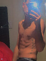 FOTOS DE CHICO JOVEN FLACO, APASIONADO DISPUESTO A TODO