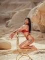 FOTOS DE HERMOSA LATINA PIEL CANELA CUERPO ESBELTO MIRADA ANGELICAL