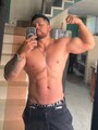 FOTOS DE HOMBRE MASCULINO SERIO Y ARRECHO DISPONIBLE PARA EL MEJOR SERVICIO CONTÁCTAME Y