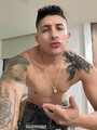FOTOS DE PAISA DE NUEVO EN LA CIUDAD SERIO MACHO VERGON TATUADO POR POCOS DIAS