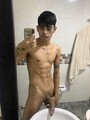 FOTOS DE JOVEN VERGON DE 21CM, MUY CALIENTE Y CULIADOR