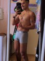 FOTOS DE MORENO, GUAPO, TATUADO, 1.80M Y VERSÁTIL