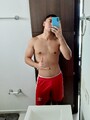 FOTOS DE MASCULINO JOVEN ATLÉTICO UNIVERSITARIO DISCRETO PARA MASAJES