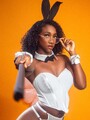 FOTOS DE LISTA PARA UNA CITA DONDE LA COMODIDAD, LA BUENA VIBRA Y LA CONVERSACIÓN HAGAN Q