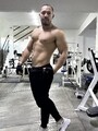 FOTOS DE TU MASAJISTA DE CONFIANZA MACHO FORNIDO PARA CUMPLIR TUS DESEOS