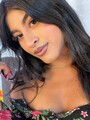 FOTOS DE LINDA , JOVEN Y ELEGANTE CHICA TRANS EN LA CIUDAD
