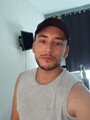 FOTOS DE CHICO VERSÁTIL JOVEN, ATENTO Y CON MANOS EXPERTAS EN MASAJES