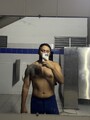 FOTOS DE GUAPO ATRACTIVO DE BARBA, FIESTERO A TOPE