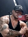FOTOS DE CUBANO BIEN DOTADO 100% REAL LÁMAME Y PASEMOS UN RATO AGRADABLE