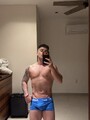 FOTOS DE COLOMBIANO, MORBOSO, VERSÁTIL. DISPUESTO A COMPLACERTE