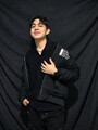 FOTOS DE JOVEN DE 22 AÑOS MITAD COREANO Y MITAD MEXICANO 100% COLÁGENO