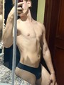 FOTOS DE MUÑECO TWINK CALIENTE EN BUSCA DE COMPLACER TUS FANTASÍAS DADDY