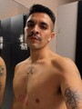FOTOS DE MORENO, ALTO 180CM, VERGA GRANDE 19CM, TATUADO, ATLETICO, GUAPO Y BUENA ACTITUD