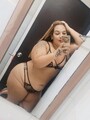 FOTOS DE SARA CON MOVIMIENTOS DE CADERA ESPECIALES PARA TI