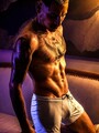 FOTOS DE JUANSE FISIOTERAPEUTA Y MASAJISTA PROFESIONAL ,TATUADO , COMPLACIENTE S.G