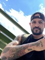 FOTOS DE MACHO ACTIVO VELLUDO DISCRETO VERGÓN CON MUY BUENA ACTITUD COMPLACIENTE DISCRET