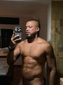 FOTOS DE LATINO SERIO MUY MORBOSO EN LA CIUDAD DE MEDELLÍN