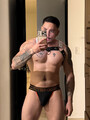 FOTOS DE COLOMBIANO MASCULINO, TATUADO GUAPO ATLÉTICO. POCOS DÍAS.
