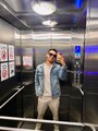 FOTOS DE JOVEN DE 23 AÑOS MASAJISTA ALTO DELGADO .