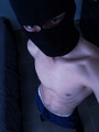 FOTOS DE JOVEN DEFINIDO ACOMPAÑANTE EXCLUSIVO PARA MUJERES Y PAREJAS