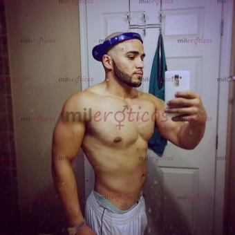 Top damas escorts gay musculoso Estilo chicas de compañia desnudas