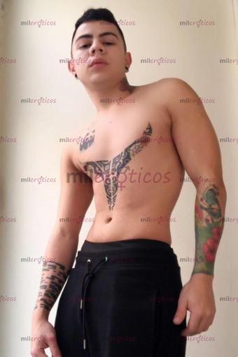Foto de XL Novedad niñato tatuado colombiano fiestero