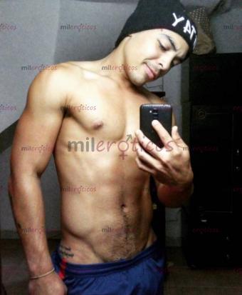 Foto de Colombiano cachondo. Masajista vicioso muy lefero
