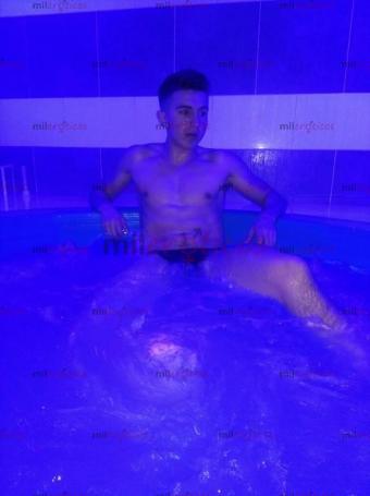 Fotos de Sexto Sentido te ofrece el espacio ideal para disfrutar del erotismo masculino.