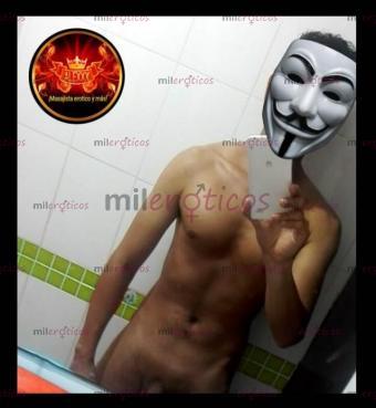 Foto de TIENE LA FANTASÍAA DE OBSERVAR A SU MUJER FOLLANDO CON OTRO HOMBREE??