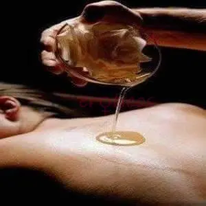 Alejandro 45 anos apasionado muy carinoso discreto acompano a senoras en sus fantasias mas ocultas donde te sentiras muy relajada y que te dejate llev...