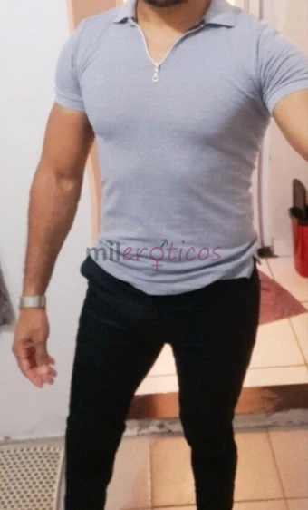 Me chamo lucas so atendo mulheres e casais sou 100 hetero mulheres e casaisse nao puder vir ate mim irei ate voce sem problema atendo em moteis hoteis...