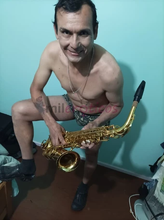 Soy simpatico agradable culto y dispuesto a todo scorts guerrero podemos tener citas o al grano disponible las trato bien las complasco en lo que quie...