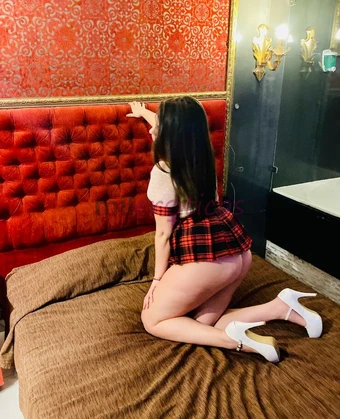 Rubia 28 lista para saciar todas tu ganitas sexuales fetiches masajes caricias trato de pololo me tomo toda tu lechecita juegos eroticos cambios de ro...