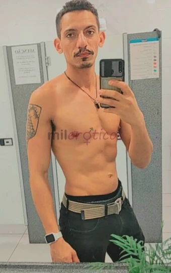 Sou ativo gosto de um bom papo e principalmente um bom sexo r ngosto de sair para roles e ir a praia