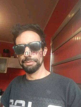 Sou carinhoso e safado do jeito que o cliente quiser para sarisfaze lo venha estou te esperando totalmente hetero se vc quiser estou te esperando aten...