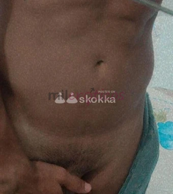 Pode me chamar de puto educado boa pinta tenho 1 81 de altura e peso 69 kg meu corpo e definido bem cuidado e de pele morena cobro 200usdmeu maior pra...