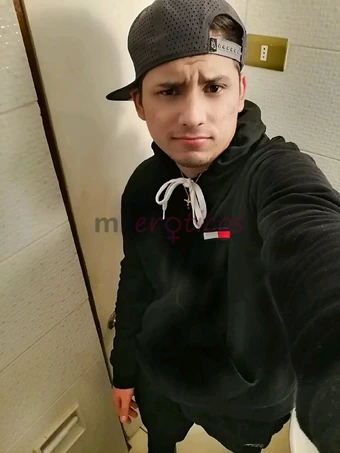 Estatura 1 60me gusta las mujeresme gusta mucho complacer a la mujer en todos sentidosme gusta hacerle el amor muchome encanta que la mujer sea muy ma...