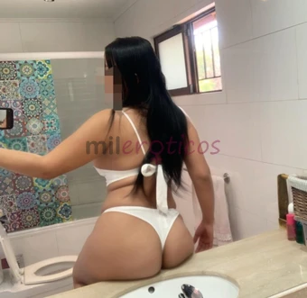 Hola mi amor soy gabriela una joven de lindo rostro senos operados y nalgas natulares redonditas ven y disfruta a mi lado un rico momento de placer no...