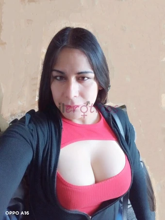 Trans muy atractiva calentona fogosa en la cama no lo dudes en venir y estar con una chica trans muy completa en la cama cumplo fantasias sexuales cul...