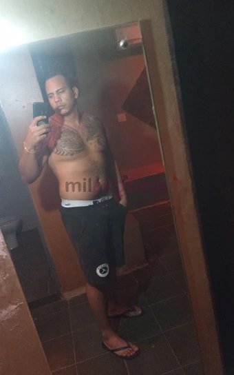 Moreno 1 90 apetitoso faco valer apena cada amp segundo comigo tatuado robusto cheio de vontade de fazer voce gozar sentir prazer vem comigo que te le...