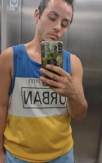 Trans masculino scort full discreto buena onda full morboso me encanta conocer gente nueva comparto hierbita pueden hablarme con toda confianza mando...