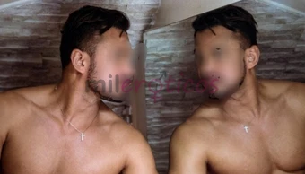 Soy lorenzo macho chileno corneador profesional dedicado complaciente heterosexual atiendo a mujeres y parejas mi atencion es discreta y confidencial...
