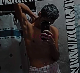 Hola estoy nuevo en tu ciudad mido 1 92 tengo 23 anos disponible para que pases un buen rato como quieras haci soy todo es con proteccionservicio para...