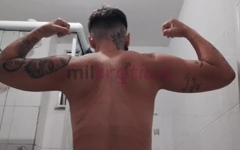 Tenho clitoris gg gosto de sexo oral faco e recebo faco massagem relaxante tenho aparelhos se quiser uso as maosvenha ter uma experiencia nova em uma...