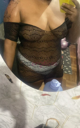 Soy muy caliente complaciente me gusta tratarlo bien rico la vamos a pasar bien mis amore bengan a verme si aqui se van a sentir como en su casa todo...