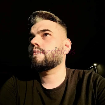 Aberto a novas experiencias sem arrependimento vamos ver no que da sou ativo apenas se quiser conhecer entra em contato pra conversarmos melhor nao cu...