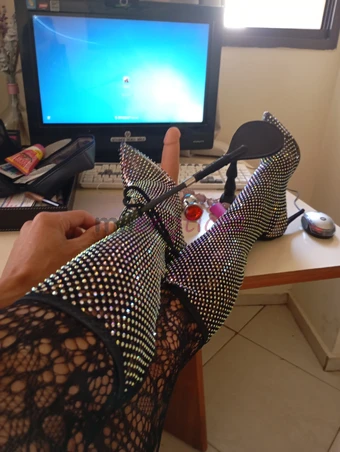 Ola meus queridos me chamo minha sou massagista profissional atuando ha 4 anos na area com uma basta experiencia e com uma cartela de clientes fixa co...