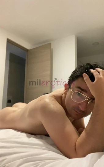 Hago salidas con tarifa especial me encuentro en la ciudad de santiago y estoy dispuesto a cumplir tus fantasias con total disposicion con mente abier...