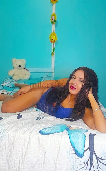 Hola soy alexa colombiana delgadita muy caliente y con muchas fantasias quiero que me ensenes cositas morbosas y juguemos un rato me calienta pensar e...