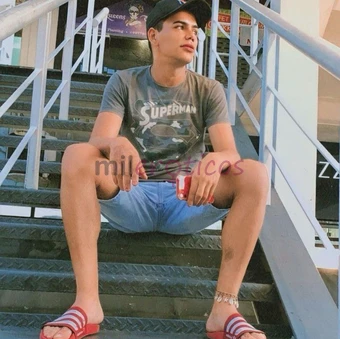 Mineirinho24 hrsatendimento vipchama no whatsapp e vamos bater umpaporecem chegado na cidadesem frescurasatendo em hoteis moteis seu localaceito carta...